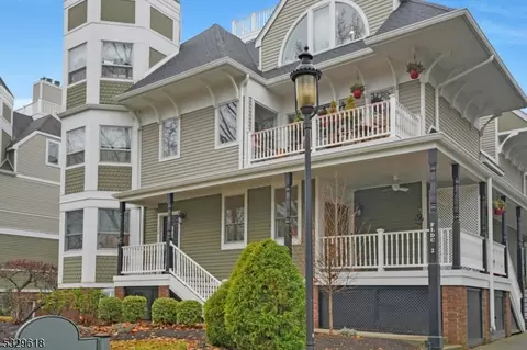 22 Franklin Pl #2A, Morristown, NJ 07960