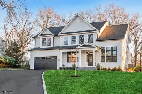17 Florham Ave, Florham Park, NJ 07932