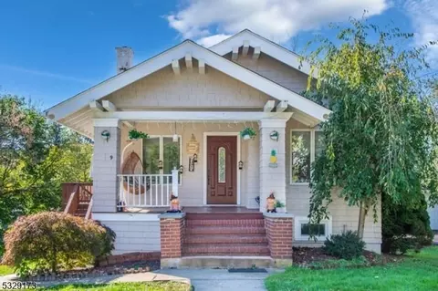 9 Beavers St, High Bridge, NJ 08829