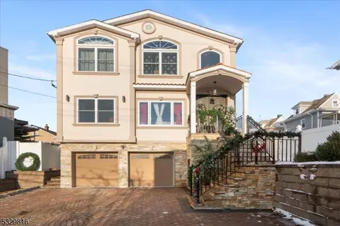 255 Railroad Ave, East Rutherford, NJ 07073