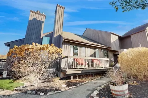 3324 Bloomingdale Dr, Hillsborough, NJ 08844