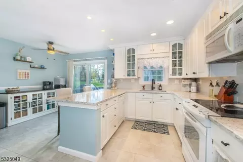 72 Decker Rd, Wantage, NJ 07461 photo 8