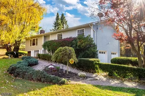 72 Decker Rd, Wantage, NJ 07461