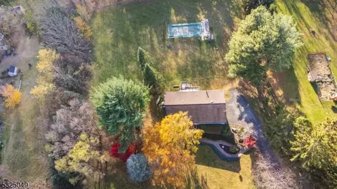 72 Decker Rd, Wantage, NJ 07461 photo 3