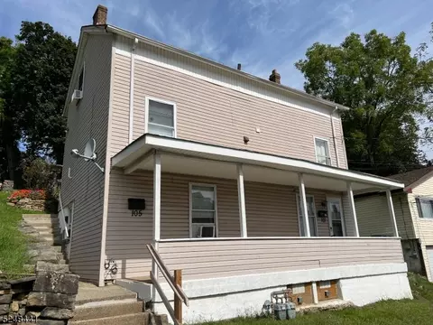 105 Thompson Ave #107, Dover, NJ 07801