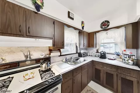 400 Davis Ave, Harrison, NJ 07029 photo 20