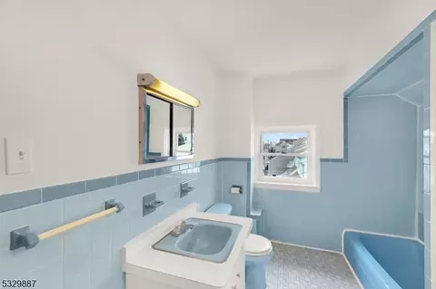 400 Davis Ave, Harrison, NJ 07029 photo 36