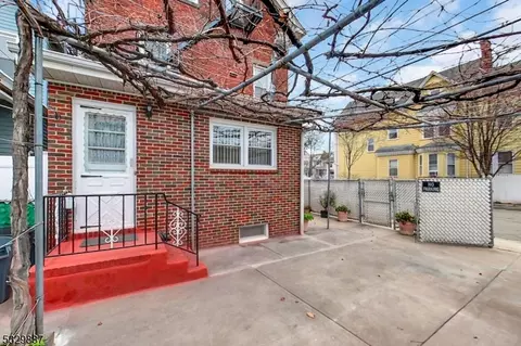 400 Davis Ave, Harrison, NJ 07029 photo 7