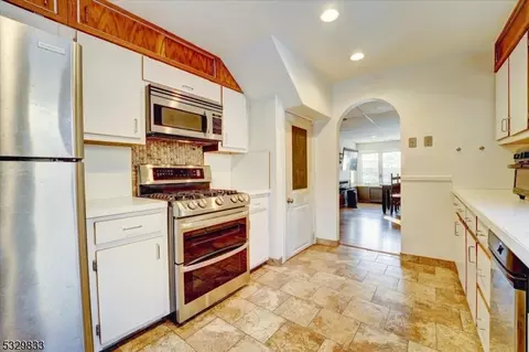 141 Parkside Rd, Plainfield, NJ 07060 photo 4