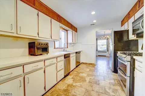 141 Parkside Rd, Plainfield, NJ 07060 photo 16