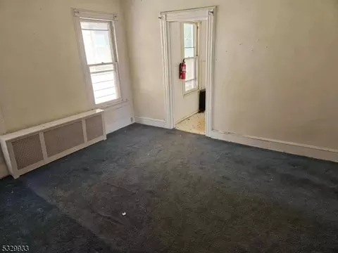 121 Sussex St, Hackensack, NJ 07601
