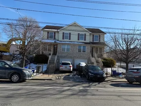 680 S 18th St, Newark, NJ 07103