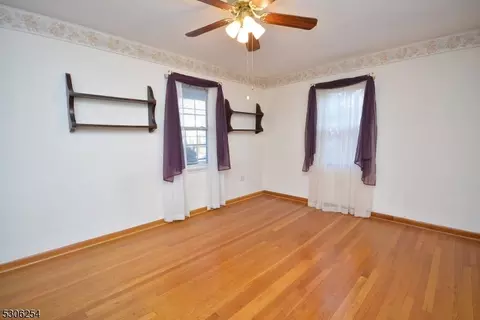 225 Greene Ave, Middlesex, NJ 08846 photo 7