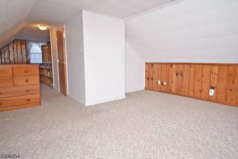225 Greene Ave, Middlesex, NJ 08846 photo 24