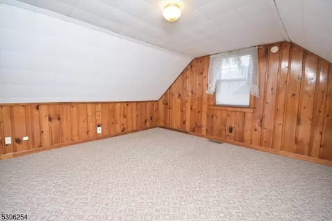 225 Greene Ave, Middlesex, NJ 08846 photo 23