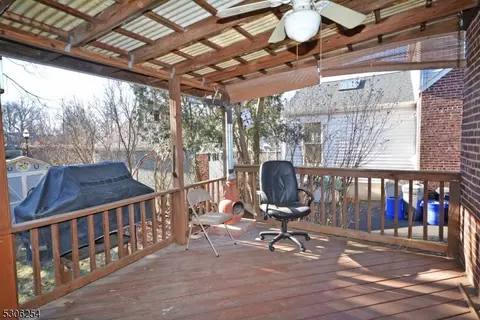 225 Greene Ave, Middlesex, NJ 08846 photo 31