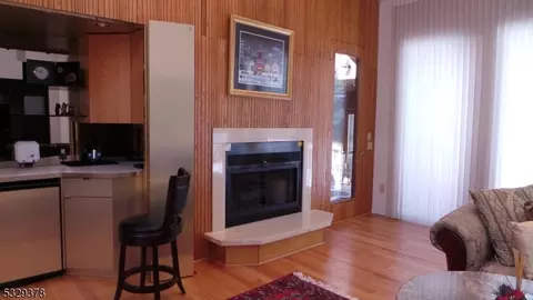 136 Eileen Dr, Cedar Grove, NJ 07009 photo 8