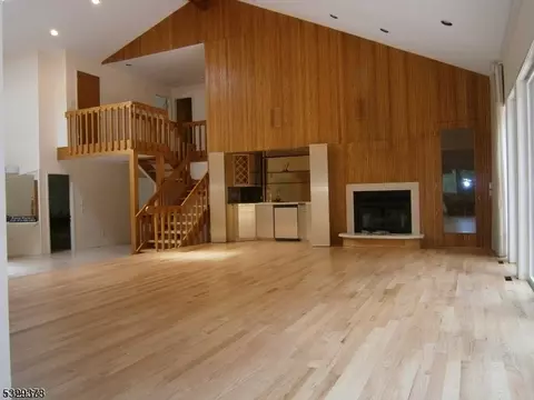 136 Eileen Dr, Cedar Grove, NJ 07009 photo 7