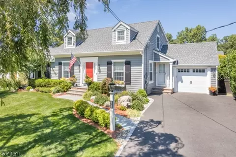 125 Blackburn Rd, Summit, NJ 07901