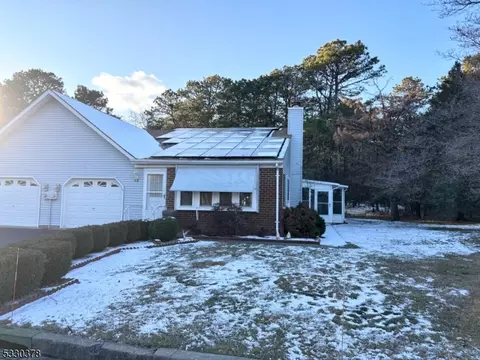 6 Spring St # B, Manchester Township, NJ 08759