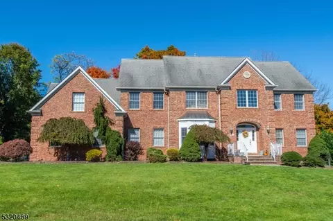 14 Barmore Ct, Montville, NJ 07045