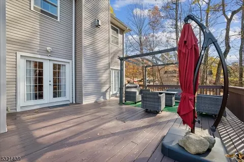 Exterior - 7 Stonehedge Ln, Byram Twp, NJ 07821 photo 5 of 7
