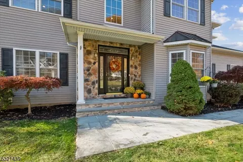 Exterior - 7 Stonehedge Ln, Byram Twp, NJ 07821 photo 4 of 7