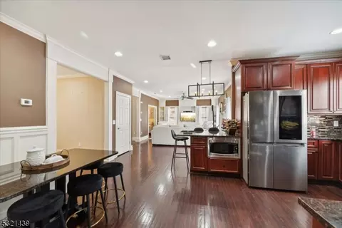 Entry Way - 7 Stonehedge Ln, Byram Twp, NJ 07821 photo 4 of 5
