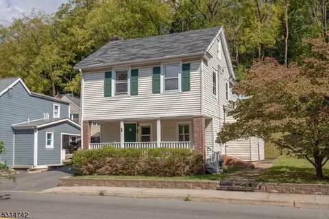 68-70 Main St, Peapack And Gladstone, NJ 07977