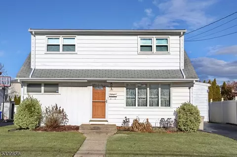 177 Cambridge Ave, Saddle Brook, NJ 07663