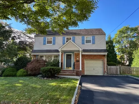 201 Adams Ave, River Edge, NJ 07661