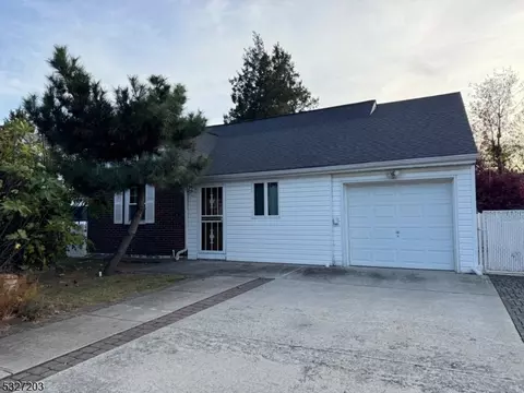 51 Belmont Ave, Clifton, NJ 07012