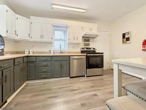 11 E Grand St, Hampton, NJ 08827 photo 6