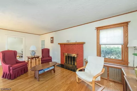 67 Mccosh Rd, Montclair, NJ 07043 photo 5