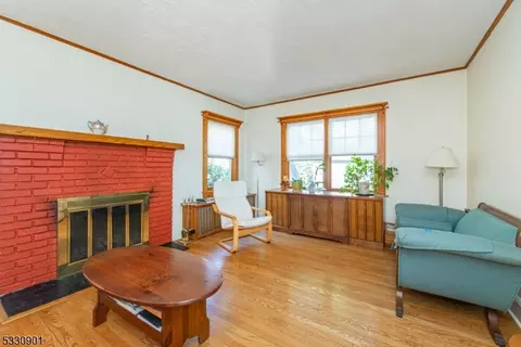 67 Mccosh Rd, Montclair, NJ 07043 photo 4