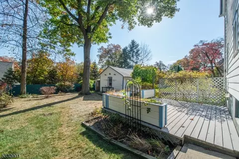 67 Mccosh Rd, Montclair, NJ 07043 photo 21