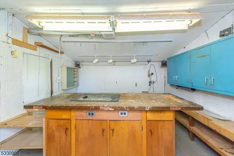 67 Mccosh Rd, Montclair, NJ 07043 photo 23