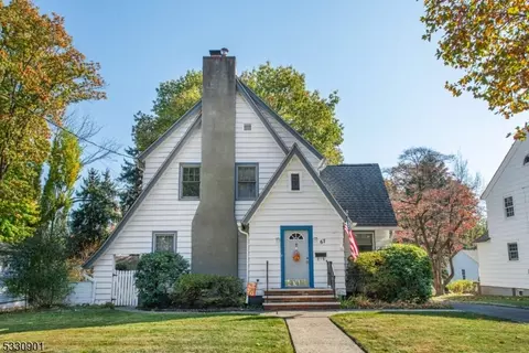 67 Mccosh Rd, Montclair, NJ 07043 photo 2