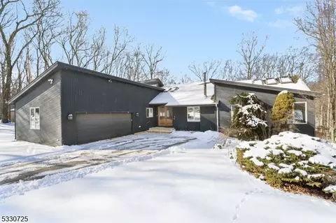 99 Mohican Rd, Blairstown, NJ 07825