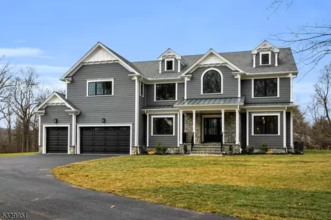105 Washington Rock Rd, Watchung, NJ 07069