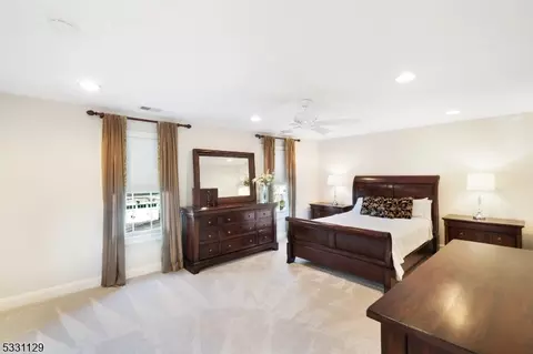 31 Johns Dr, Warren, NJ 07059 photo 14