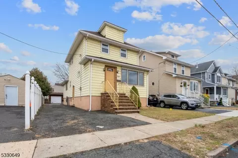 272 Watson Ave, Lyndhurst, NJ 07071