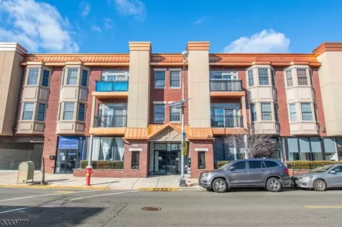 255 Broadway #103, Bayonne, NJ 07002