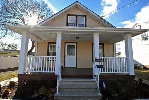 115 Stout Ave, Middlesex, NJ 08846 photo 2