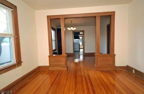 115 Stout Ave, Middlesex, NJ 08846 photo 5