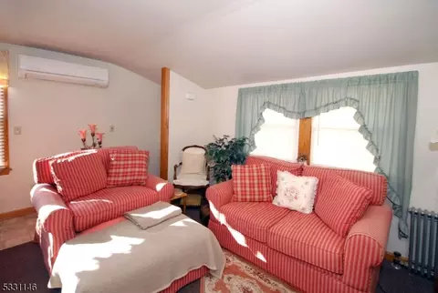 115 Stout Ave, Middlesex, NJ 08846 photo 27