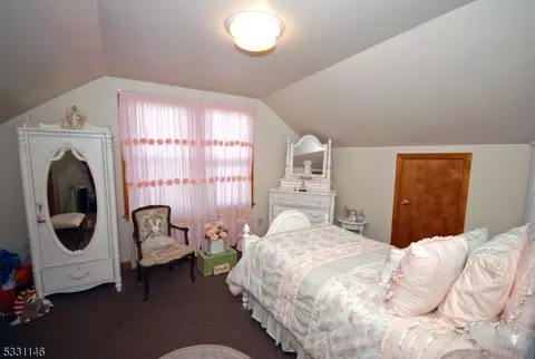 115 Stout Ave, Middlesex, NJ 08846 photo 23