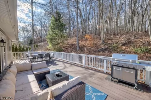 Exterior - 70 Brookside Rd, Randolph, NJ 07869 photo 4 of 5