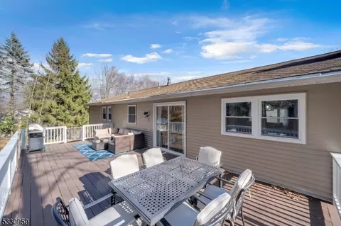 Exterior - 70 Brookside Rd, Randolph, NJ 07869 photo 3 of 5