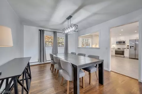 Dining - 70 Brookside Rd, Randolph, NJ 07869 photo 2 of 3